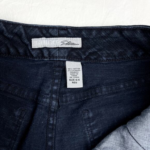 Chico's .5 Platinum Denim Charm Jean Bootcut Dark Wash Blue Jeans Womens 6 - Picture 7 of 12